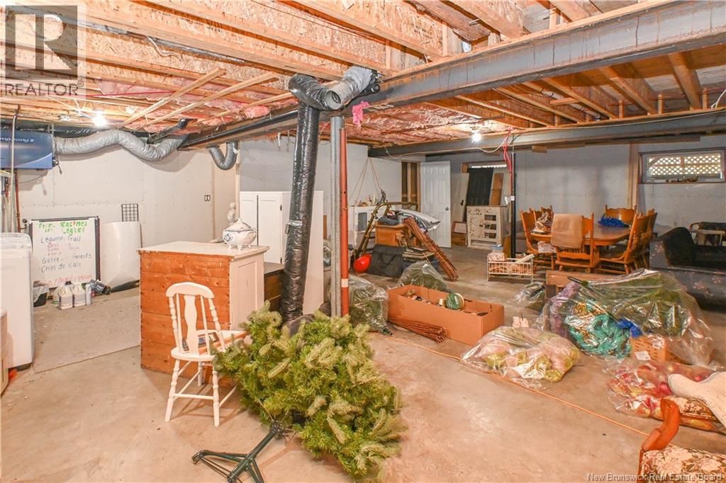 142 Boul Saint-Pierre E. Boulevard, Caraquet, New Brunswick  E1W 1B1 - Photo 45 - NB130516