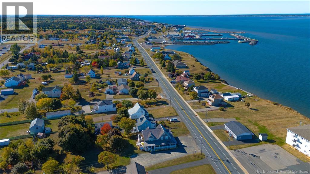 142 Boul Saint-Pierre E. Boulevard, Caraquet, New Brunswick  E1W 1B1 - Photo 8 - NB130516