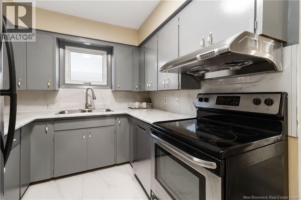 72 Anne Street, Moncton, New Brunswick E1C 4J6 - Photo 17 - NB130087