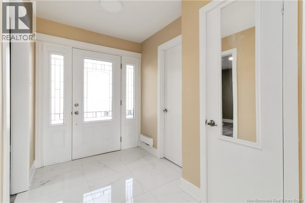 72 Anne Street, Moncton, New Brunswick E1C 4J6 - Photo 4 - NB130087
