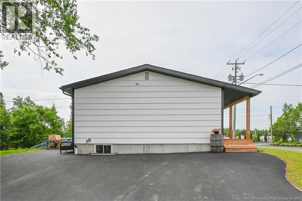 3180 Alcide Street, Tracadie, New Brunswick  E1X 1A5 - Photo 9 - NB130588