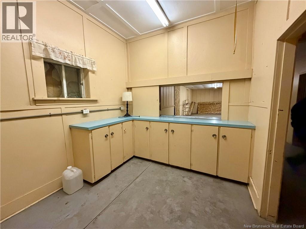 131 Renfrew, Dalhousie, New Brunswick  E8E 2H8 - Photo 13 - NB130604