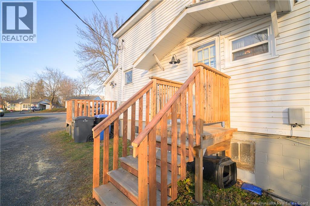 2 Hillcourt Drive, Fredericton, New Brunswick E3A 1S1 - Photo 25 - NB130716