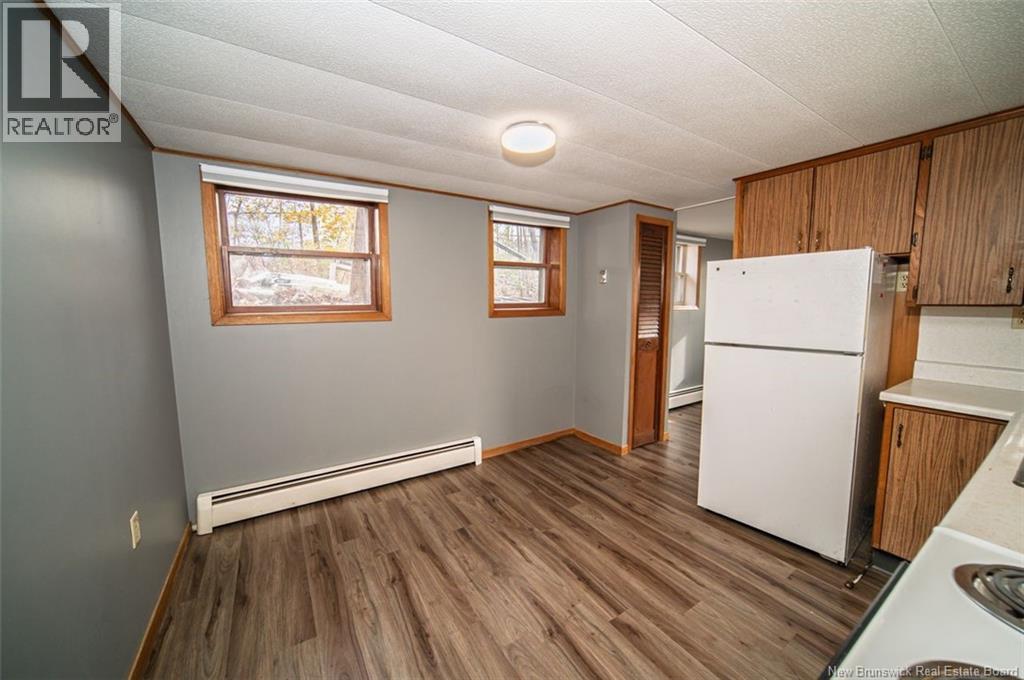 2 Hillcourt Drive, Fredericton, New Brunswick E3A 1S1 - Photo 8 - NB130716