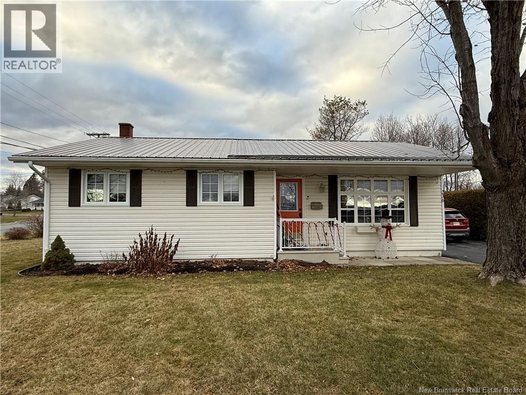236 Neilson Street, Woodstock, New Brunswick