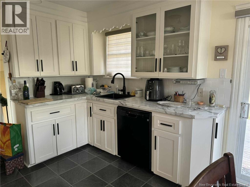 236 Neilson Street, Woodstock, New Brunswick  E7M 2H9 - Photo 7 - NB130715