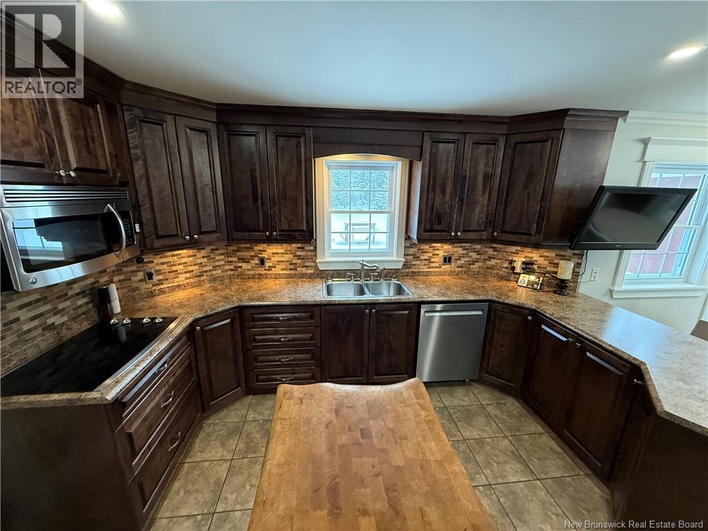 2010 Wellington Avenue, Bathurst, New Brunswick E2A 4X8 - Photo 7 - NB130738