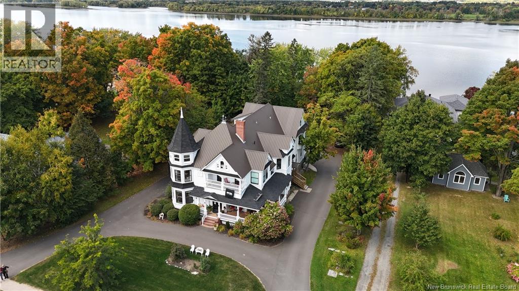 301 Woodstock Road, Fredericton, New Brunswick E3B 2H9 - Photo 1 - NB130734