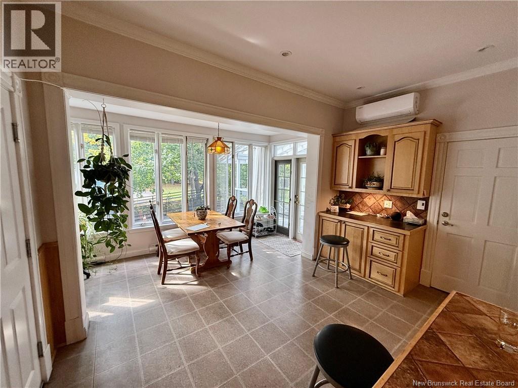 301 Woodstock Road, Fredericton, New Brunswick E3B 2H9 - Photo 12 - NB130734