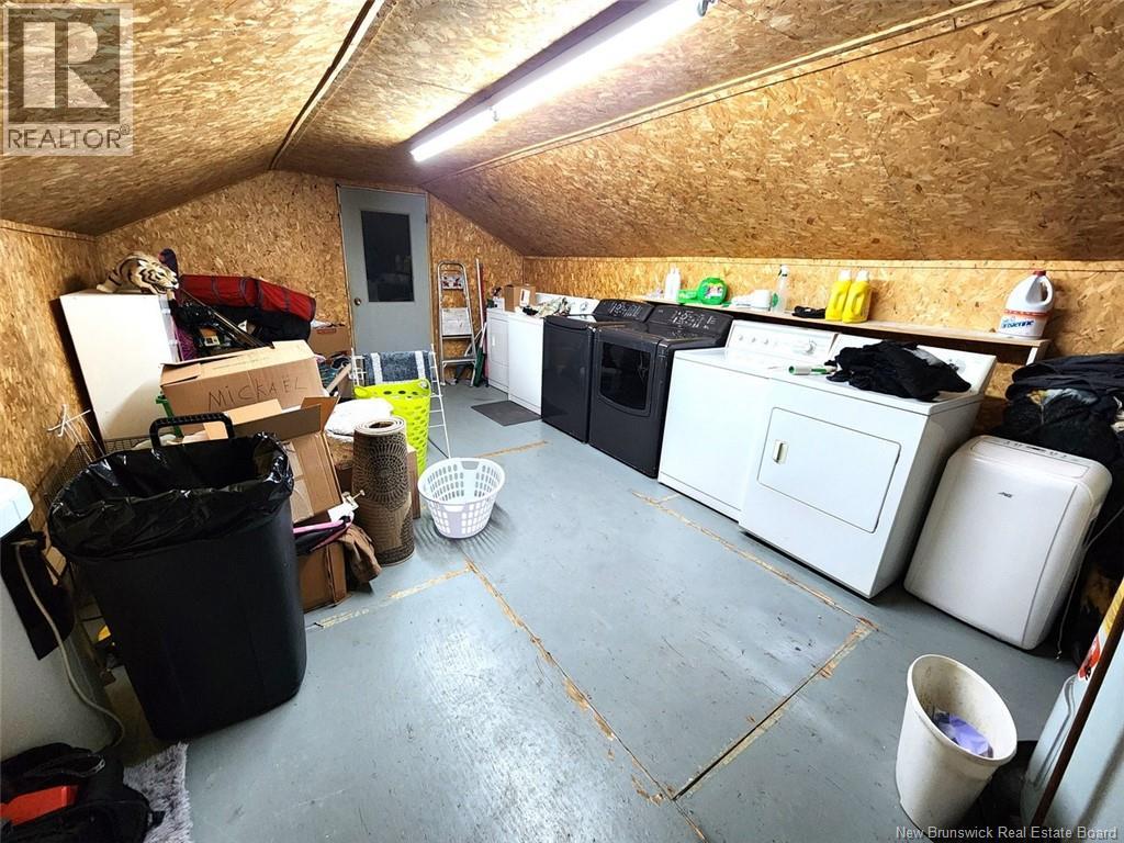 296 Victoria Street, Edmundston, New Brunswick  E3V 2H9 - Photo 11 - NB130719