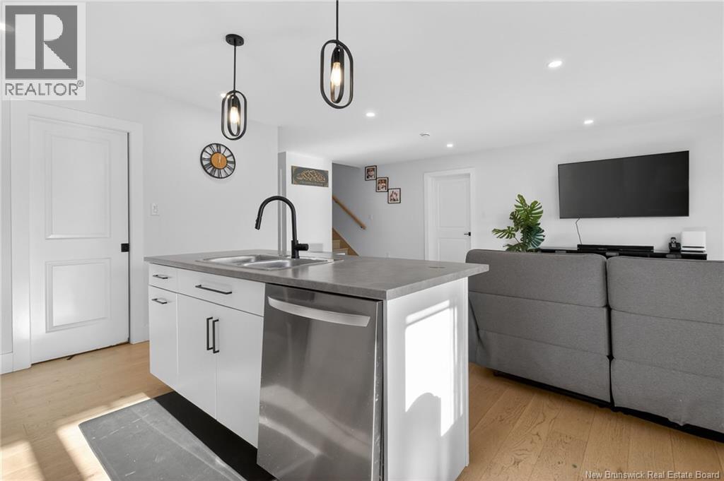 18 Solaire Passage, Moncton, New Brunswick  E1A 7V1 - Photo 17 - NB130776