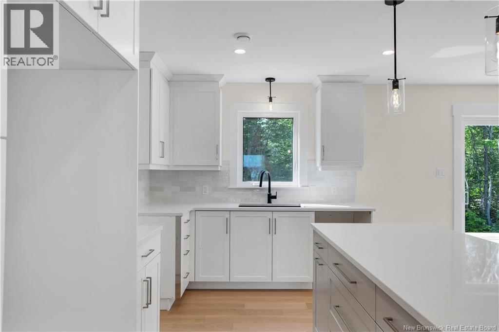 66 Robert Street, Shediac, New Brunswick E4P 0H6 - Photo 6 - NB130909