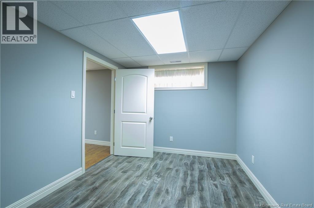 2 Thornhill Crescent, Moncton, New Brunswick  E1A 6B4 - Photo 23 - NB130514