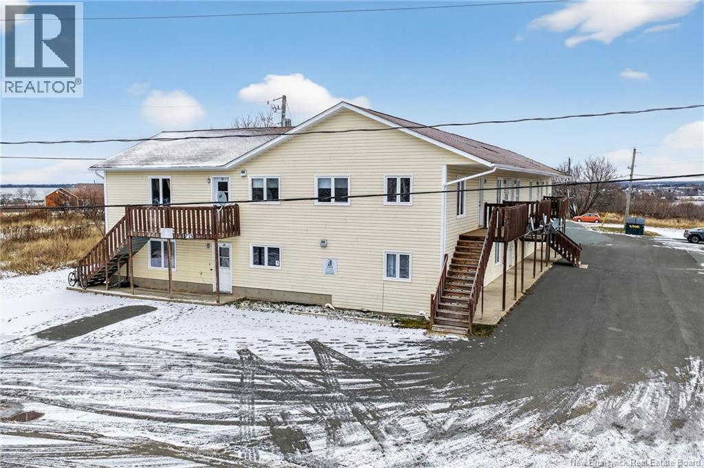 725 Univesity Drive, Bathurst, New Brunswick