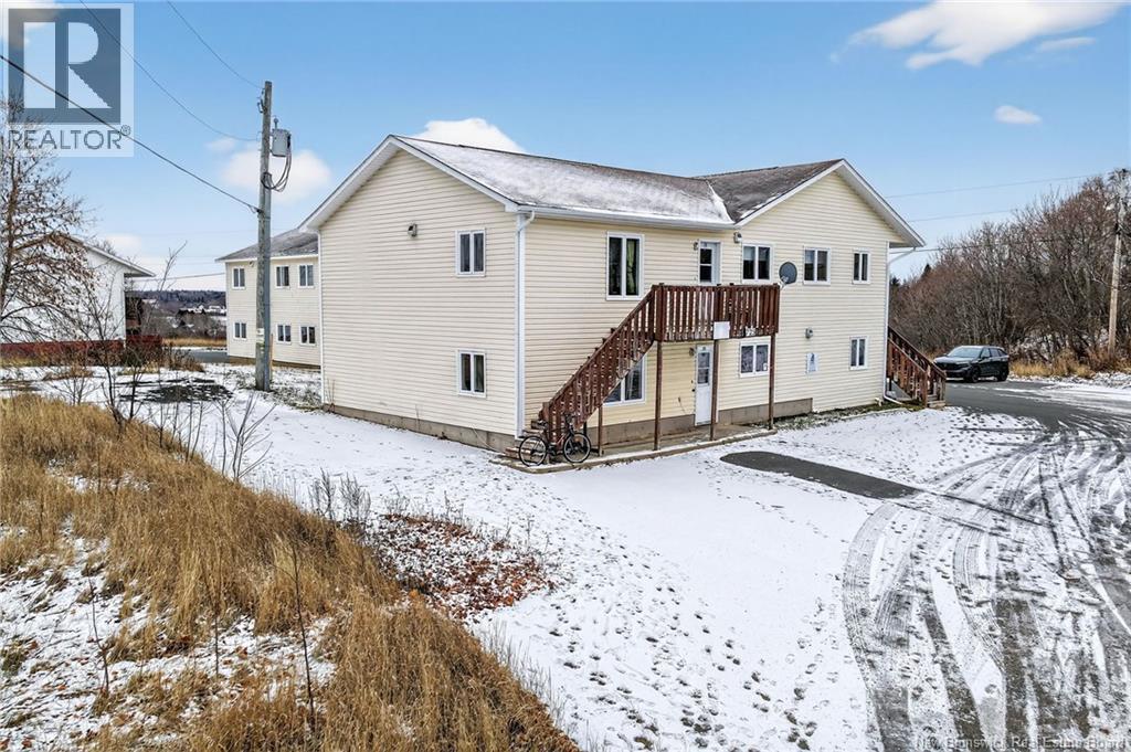 725 University Drive, Bathurst, New Brunswick E2A 0A9 - Photo 10 - NB130947