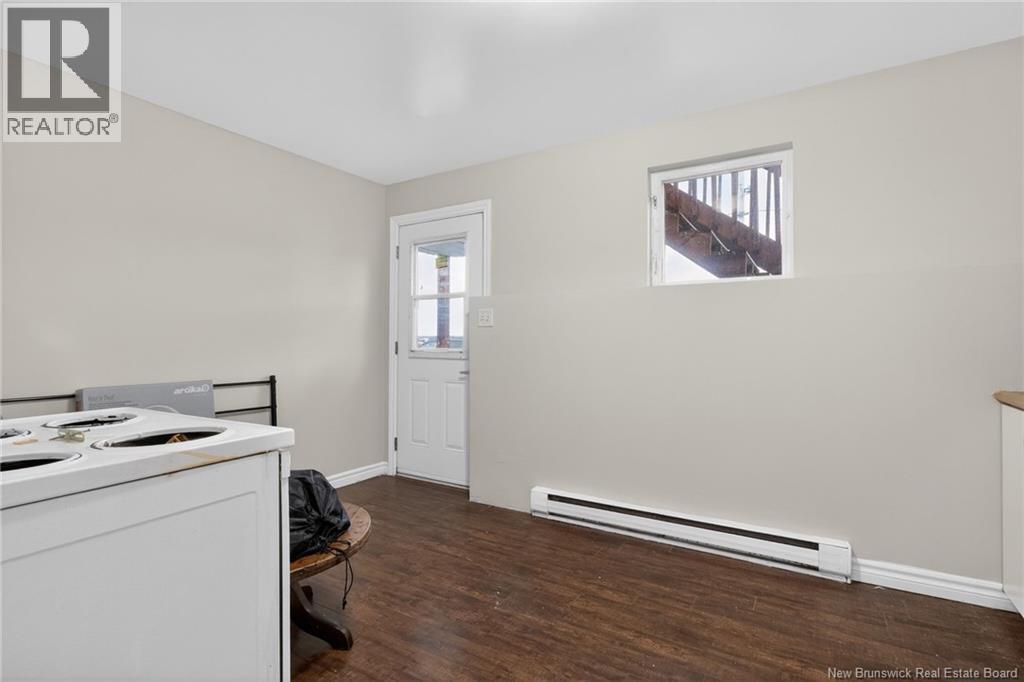 725 University Drive, Bathurst, New Brunswick E2A 0A9 - Photo 29 - NB130947