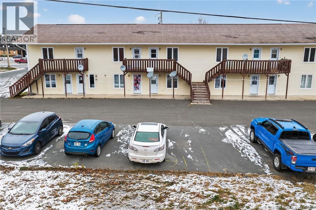 725 University Drive, Bathurst, New Brunswick E2A 0A9 - Photo 7 - NB130947