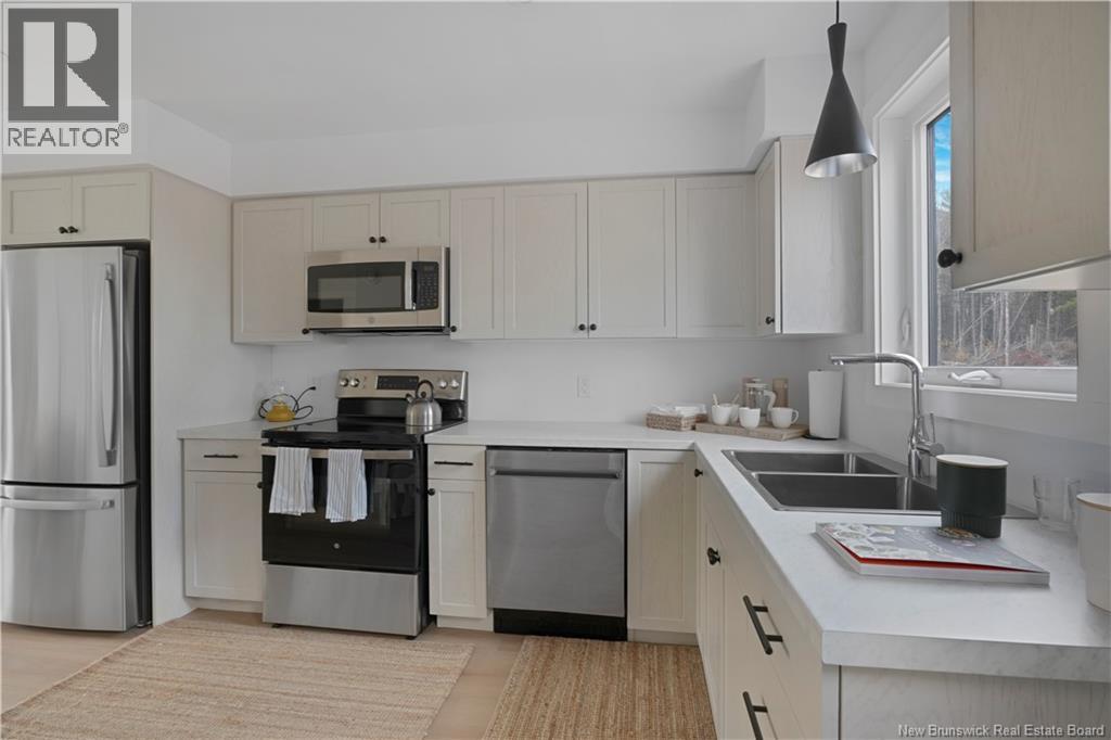 16 18 20 Terry Fox Drive, Oromocto, New Brunswick E3V 0P6 - Photo 16 - NB130875