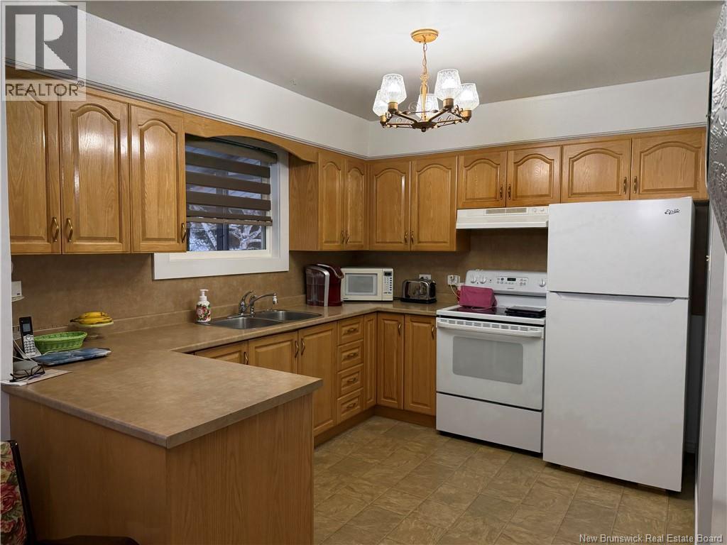 711 Victoria Street, Edmundston, New Brunswick  E3V 3S9 - Photo 25 - NB130933