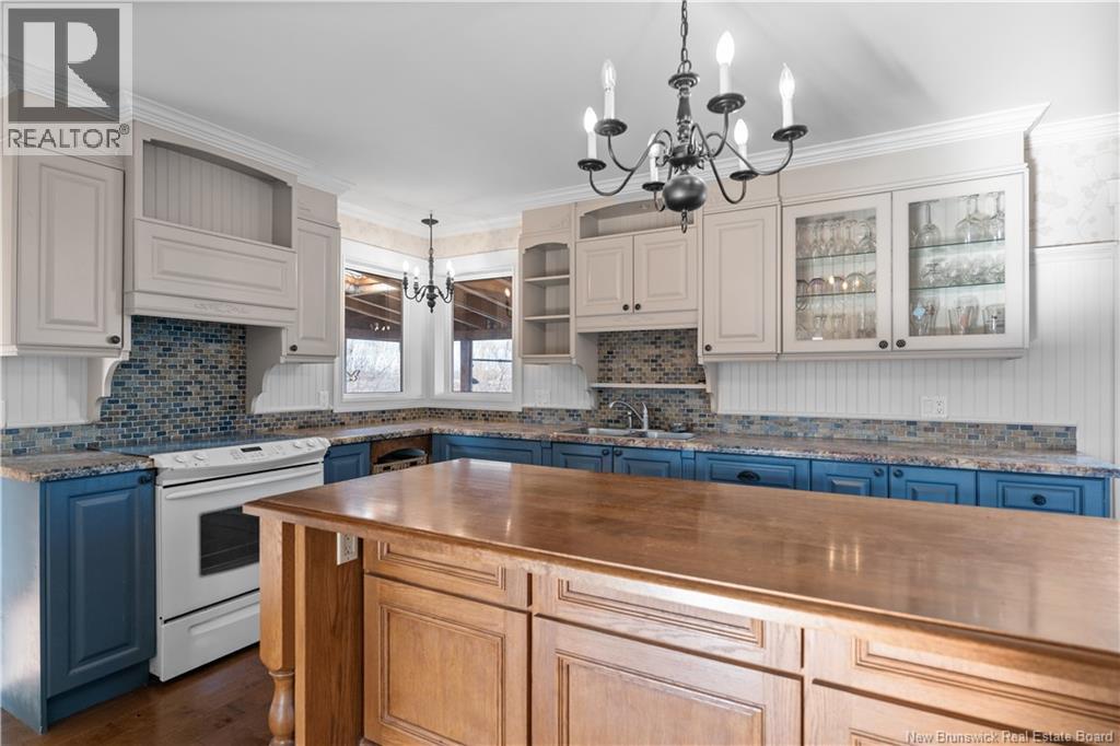 81 Route 305, Haut-Lamèque, New Brunswick E8T 3M1 - Photo 10 - NB130972