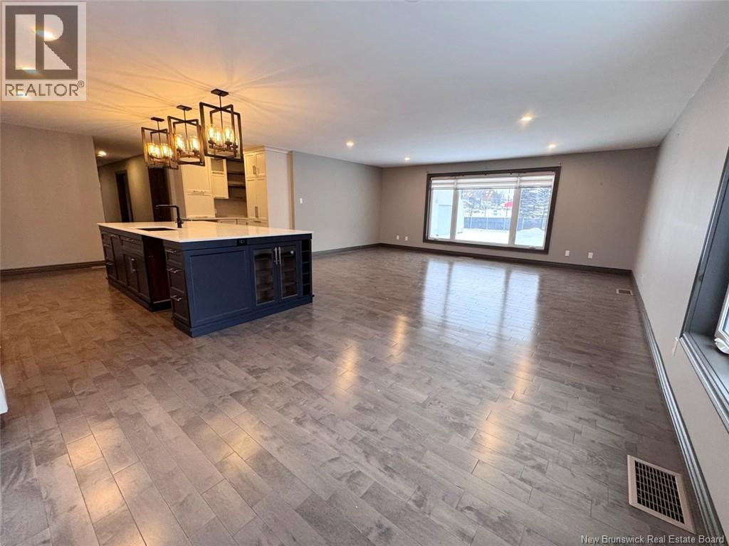 811-815 Victoria Street, Edmundston, New Brunswick E3V 3T3 - Photo 33 - NB130873