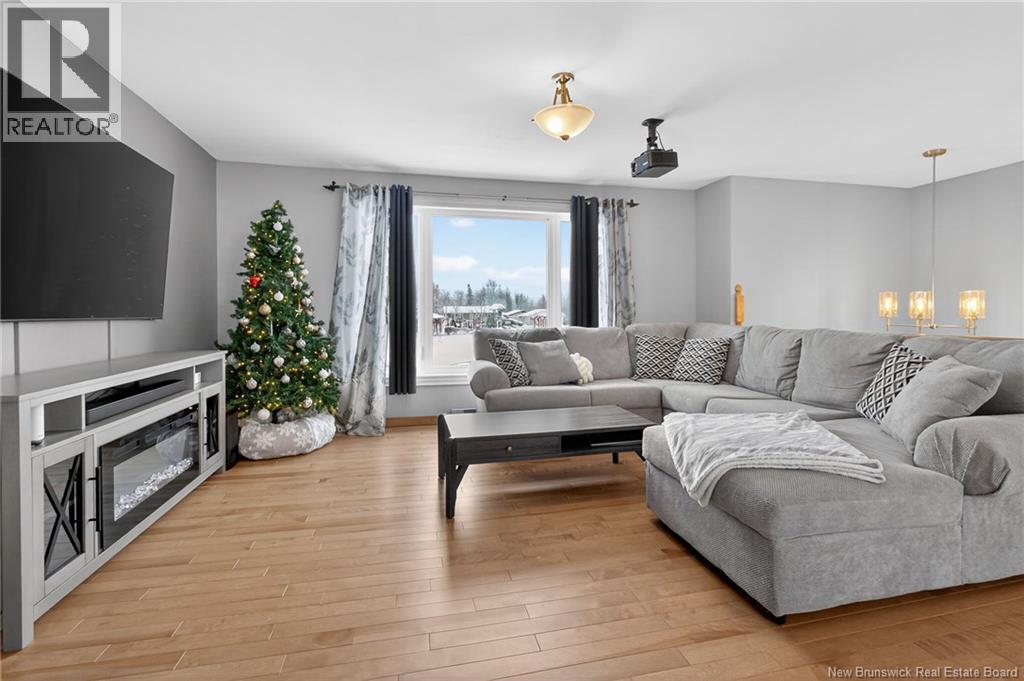 60 Crown, Moncton, New Brunswick E1G 1K8 - Photo 4 - NB131001