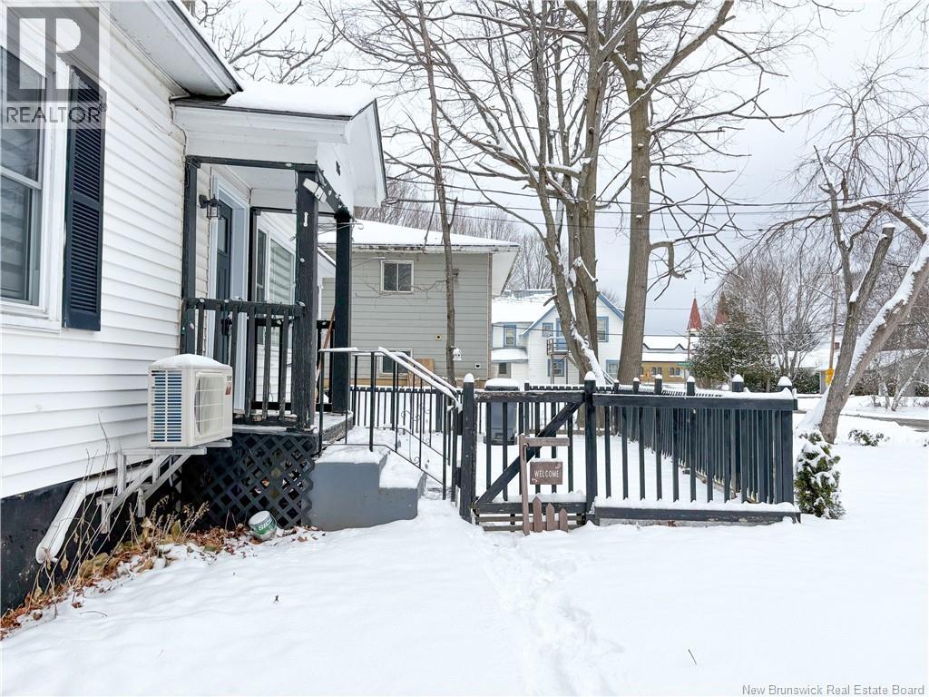 116 Union Street, Woodstock, New Brunswick E7M 2X1 - Photo 5 - NB130953