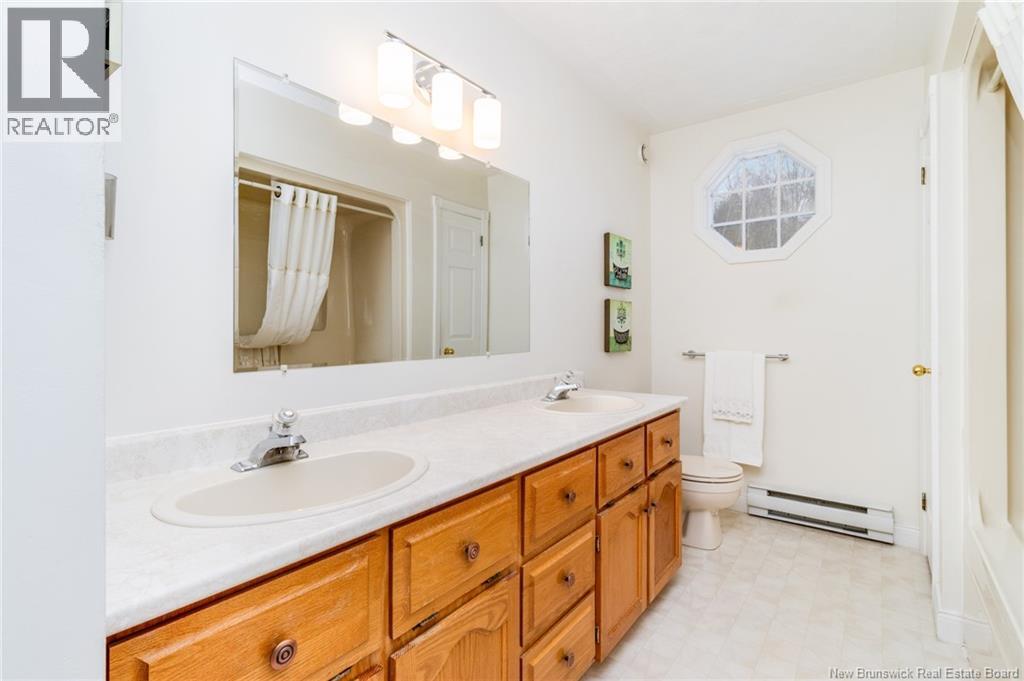 11 Stoneybrook Crescent, Fredericton, New Brunswick E3B 6Y2 - Photo 35 - NB130981