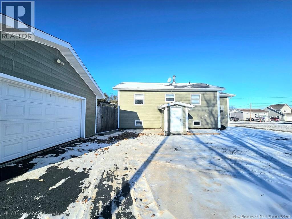 239 Godin, Beresford, New Brunswick  E8K 1T4 - Photo 3 - NB131043