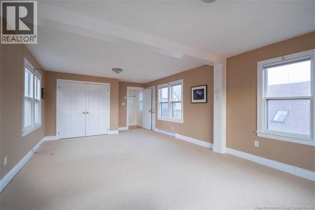 332 Saunders Street, Fredericton, New Brunswick E3B 1N8 - Photo 34 - NB130848