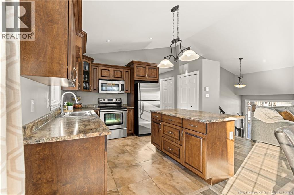 229 Du Moulin, Dieppe, New Brunswick  E1A 0Y3 - Photo 10 - NB131086