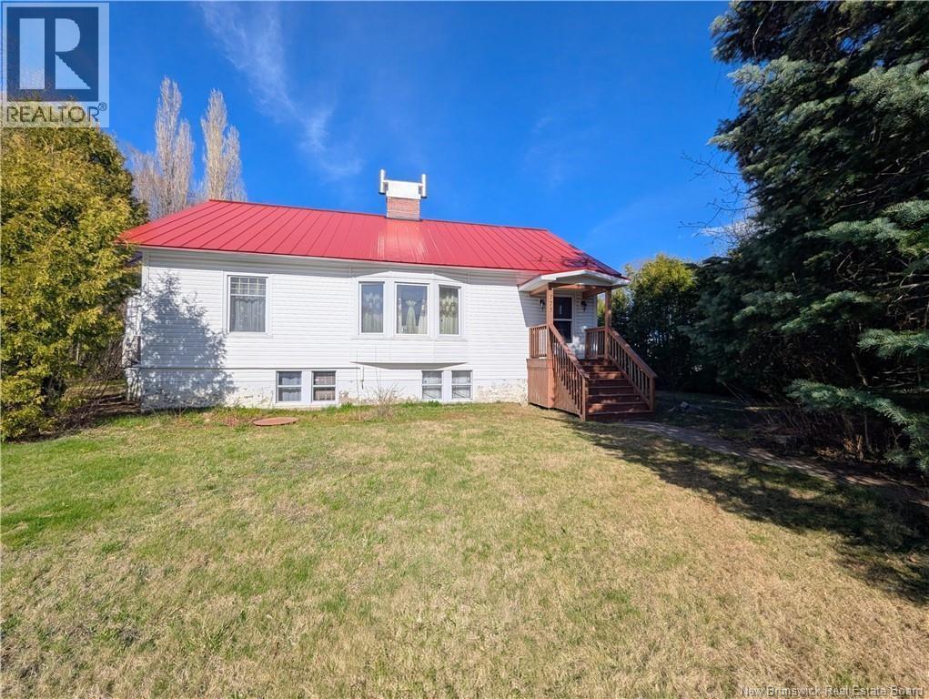 775 Murray, Bathurst, New Brunswick