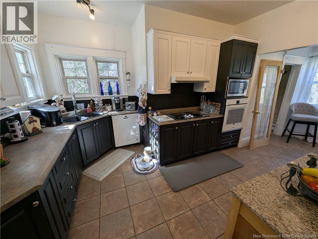 775 Murray, Bathurst, New Brunswick  E2A 1V3 - Photo 22 - NB131087