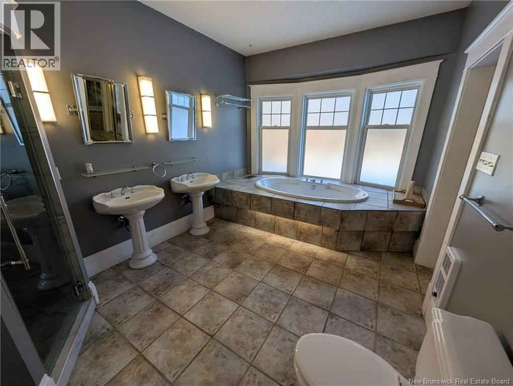 775 Murray, Bathurst, New Brunswick  E2A 1V3 - Photo 7 - NB131087