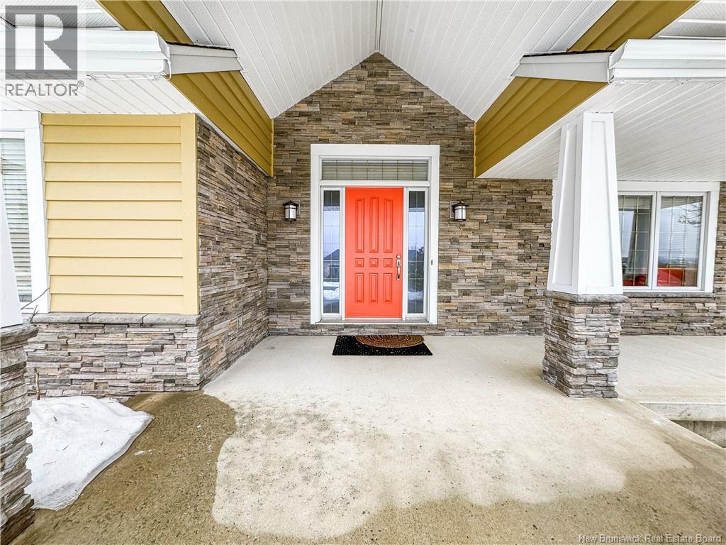 313 Lavoie, Dieppe, New Brunswick E1A 6R8 - Photo 3 - NB130798