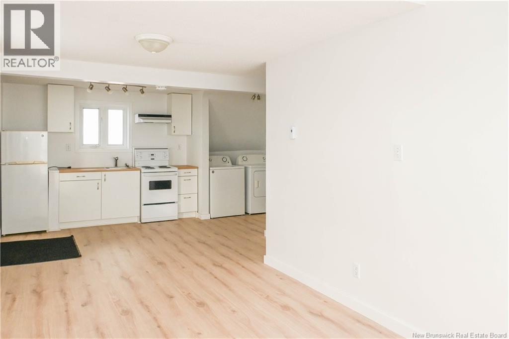 223 Boul St-Pierre E. Boulevard, Caraquet, New Brunswick  E1W 1B1 - Photo 18 - NB131114