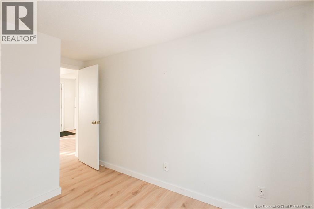 223 Boul St-Pierre E. Boulevard, Caraquet, New Brunswick  E1W 1B1 - Photo 26 - NB131114
