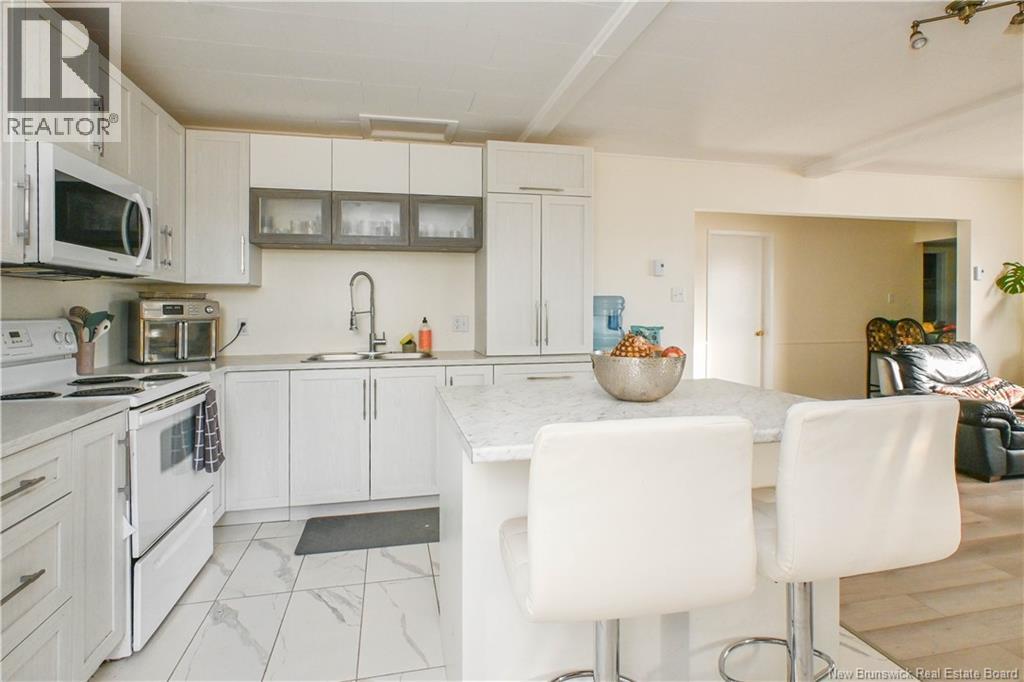 223 Boul St-Pierre E. Boulevard, Caraquet, New Brunswick  E1W 1B1 - Photo 31 - NB131114