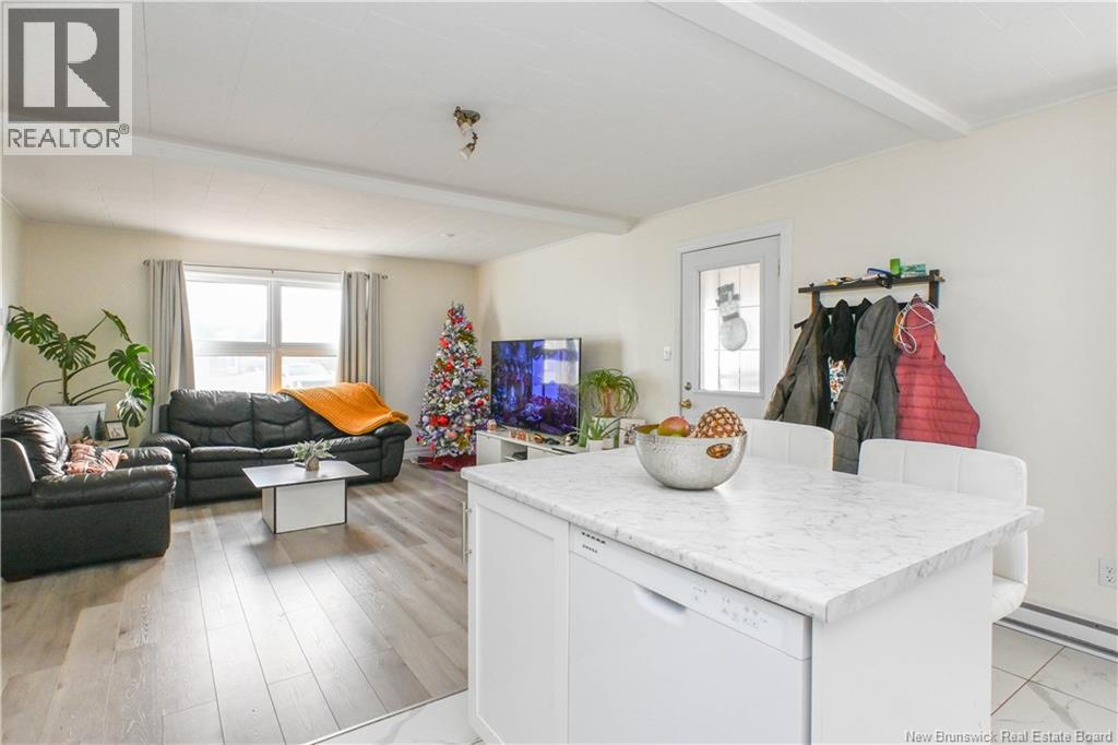 223 Boul St-Pierre E. Boulevard, Caraquet, New Brunswick  E1W 1B1 - Photo 33 - NB131114