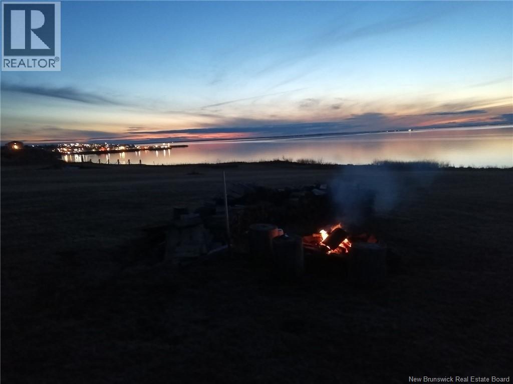 223 Boul St-Pierre E. Boulevard, Caraquet, New Brunswick  E1W 1B1 - Photo 48 - NB131114