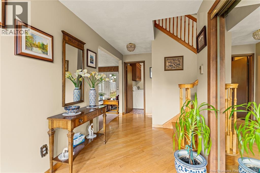 161 Hennessey, Moncton, New Brunswick E1A 5P2 - Photo 4 - NB131119