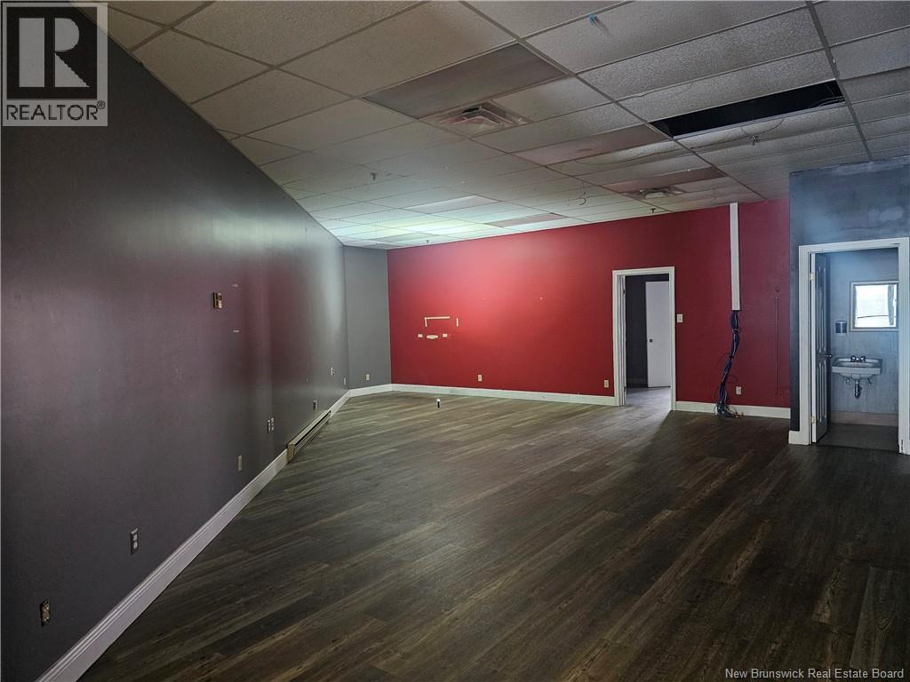 115 Main Street, Bathurst, New Brunswick E2A 1A6 - Photo 5 - NB131033