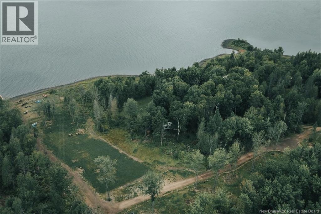 444 Cox Point Road, Cumberland Bay, New Brunswick E4A 2Y1 - Photo 6 - NB131127