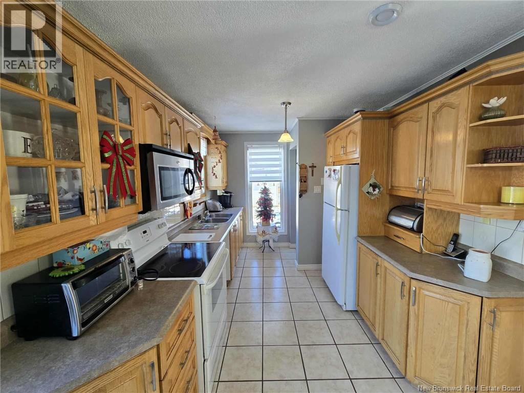 210 Francine, Beresford, New Brunswick  E8K 1N8 - Photo 3 - NB131137