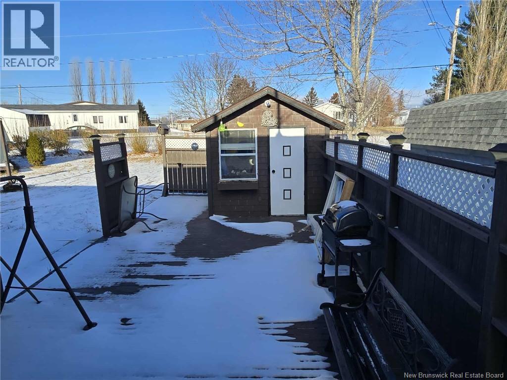 210 Francine, Beresford, New Brunswick  E8K 1N8 - Photo 38 - NB131137