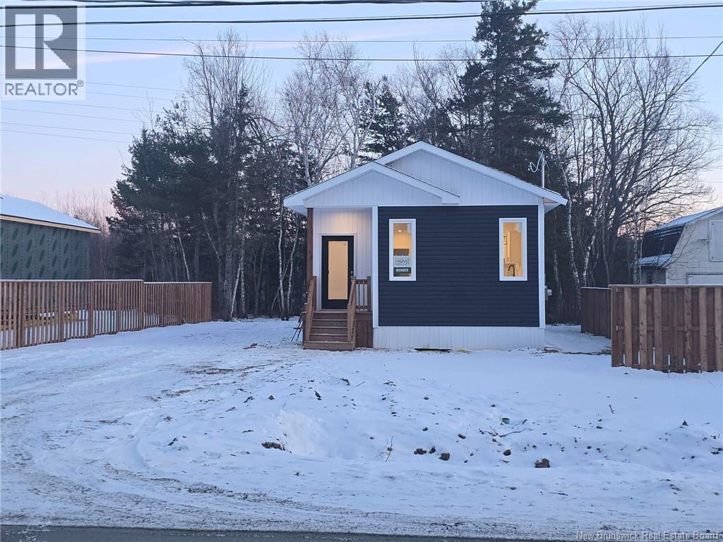 213 Gordon Road, Miramichi, New Brunswick  E1N 3S7 - Photo 2 - NB131176