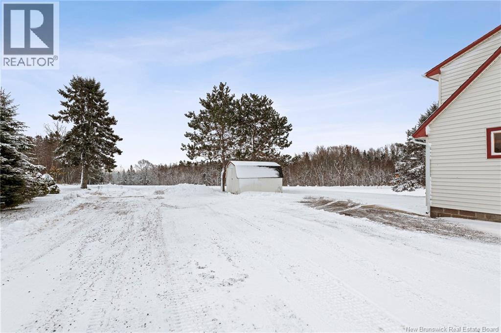 3208 Mountain Road, Moncton, New Brunswick  E1G 2W8 - Photo 3 - NB131166