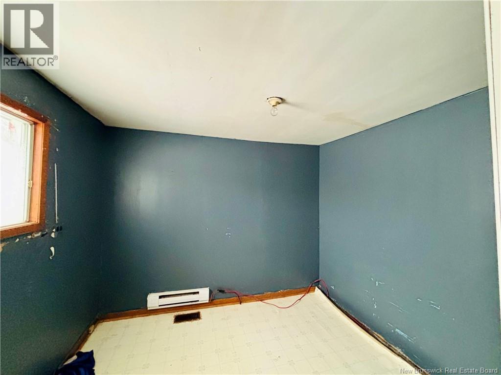 258 Slope Road, Minto, New Brunswick  E4B 3G8 - Photo 11 - NB131103