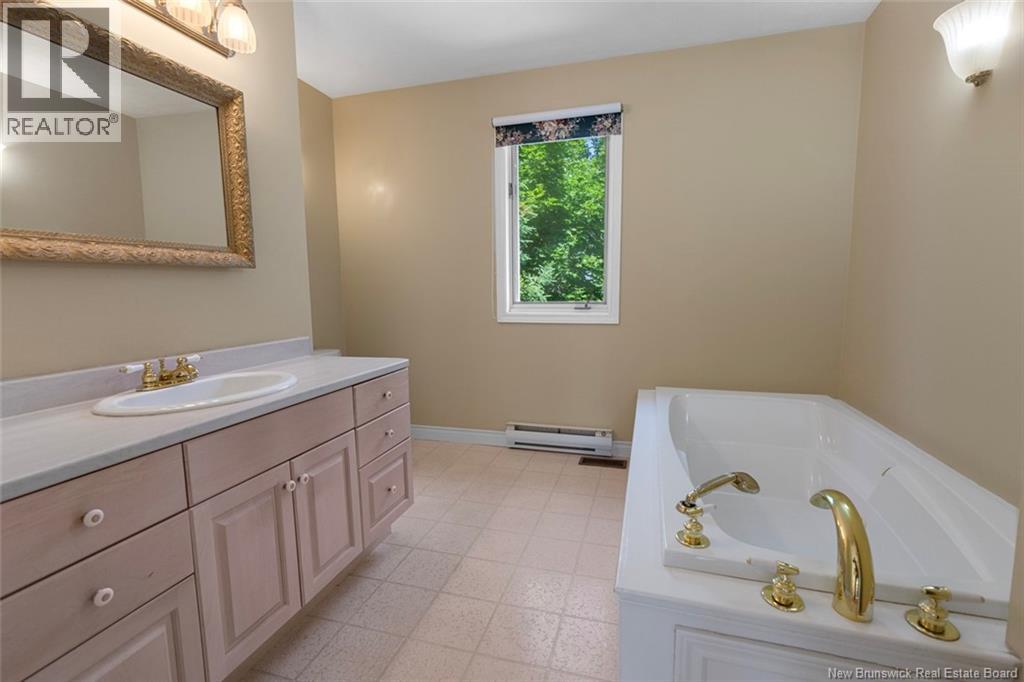 51 Driftwood Court, Moncton, New Brunswick E1G 2G1 - Photo 31 - NB131216