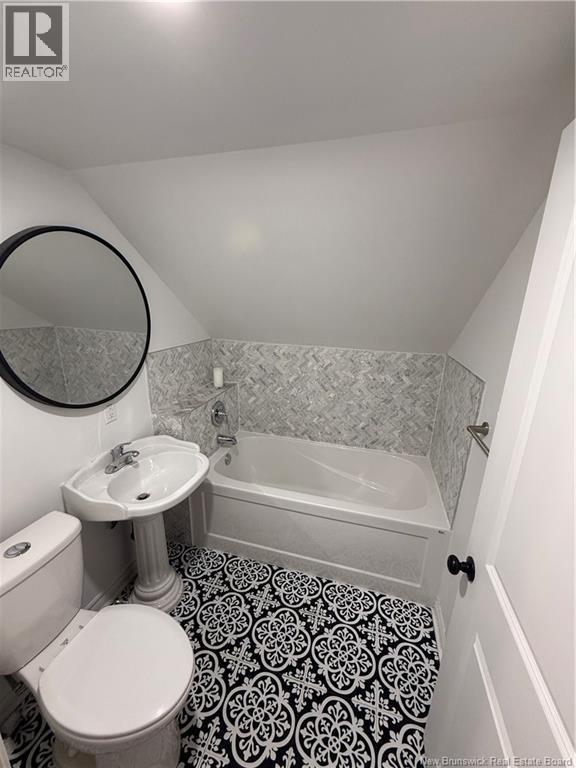 470 Riverside Drive, Bathurst, New Brunswick E2A 4M4 - Photo 22 - NB131211